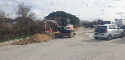 Arès - Enfouissemnt des réseaux (1).jpg Arès - Enfouissemnt des réseaux (1).jpg