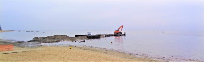 Arès Dragage trou de tracasse (2).jpg Arès Dragage trou de tracasse (2).jpg