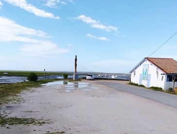 Arès Parking darse est (1) 2.jpg Arès Parking darse est (1) 2.jpg