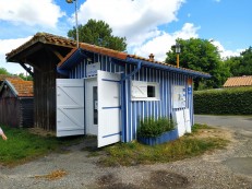 Biganos La capitainerie (10).jpg Biganos La capitainerie (10).jpg