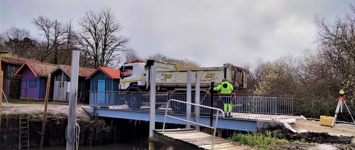 Biganos Remplacement du pont (43) 2.jpg Biganos Remplacement du pont (43) 2.jpg