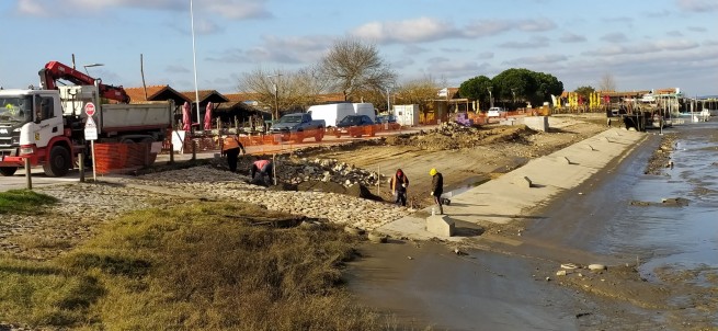 Gujan Larros Quai professionnel et ponton patrimoine (17).jpg Gujan Larros Quai professionnel et ponton patrimoine (17).jpg