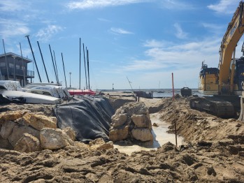 Lanton Taussat Dragage (1).jpg Lanton Taussat Dragage (1).jpg